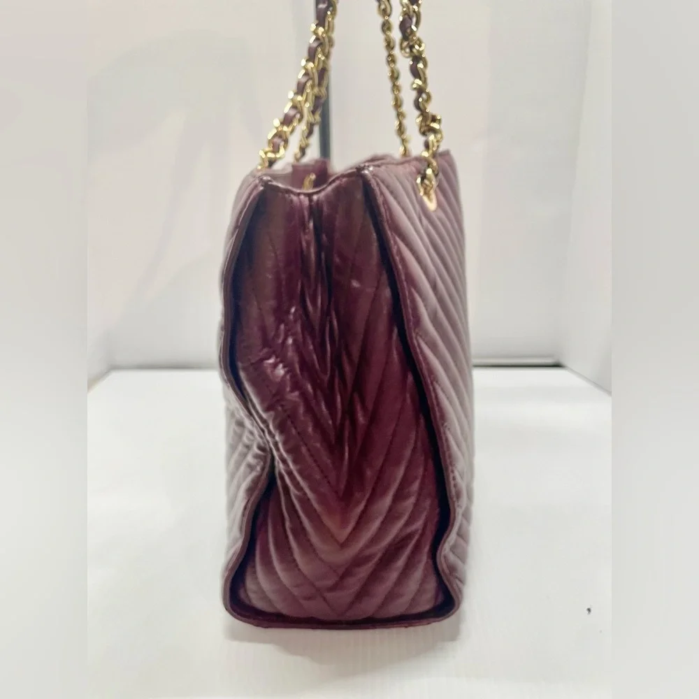 Michael Kors Susannah Chevron Quilted Tote